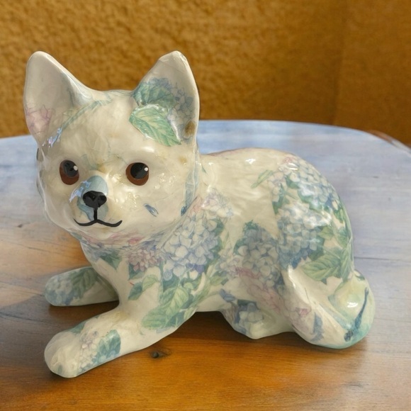Global Studio's Pottery Cornwall
Floral Decoupage Ceramic The Cat - Picture 1 of 9